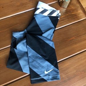 Nike cropped leggings